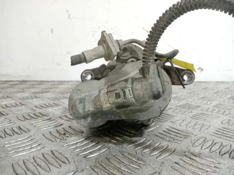 Pinza Freno Trasera Izquierda para Volkswagen Passat Berlina (3C2)