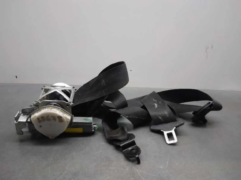 Pretensor Airbag Derecho para Mercedes-Benz Clase C (W204) Berlina