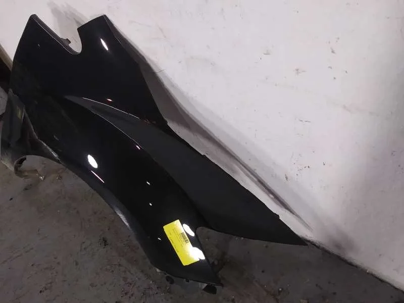 Aleta Delantera Derecha para Mazda Cx-7 (Er)