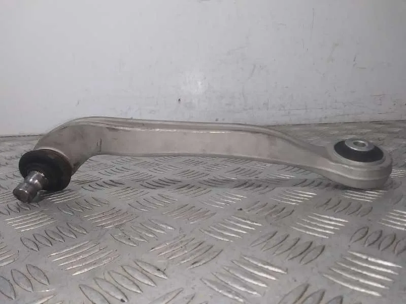 Brazo Suspension Inferior Delantero Derecho para Audi A8 (4E2)