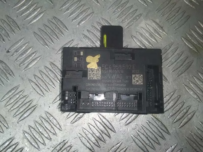 Modulo Confort para Skoda Superb (3V3)