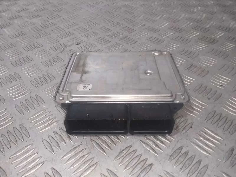 Centralita Motor Uce para Skoda Octavia Berlina (1Z3)