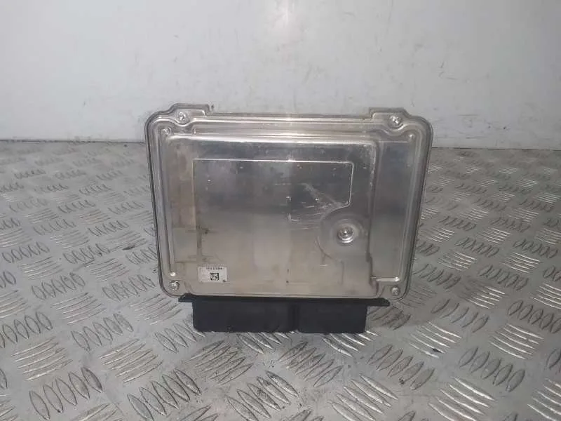 Centralita Motor Uce para Skoda Octavia Berlina (1Z3)