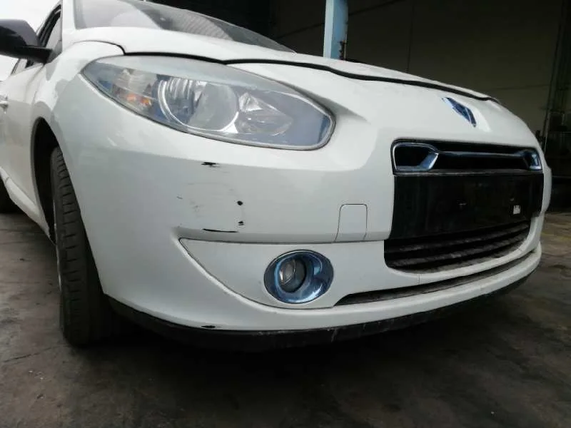 Paragolpes Delantero para Renault Fluence