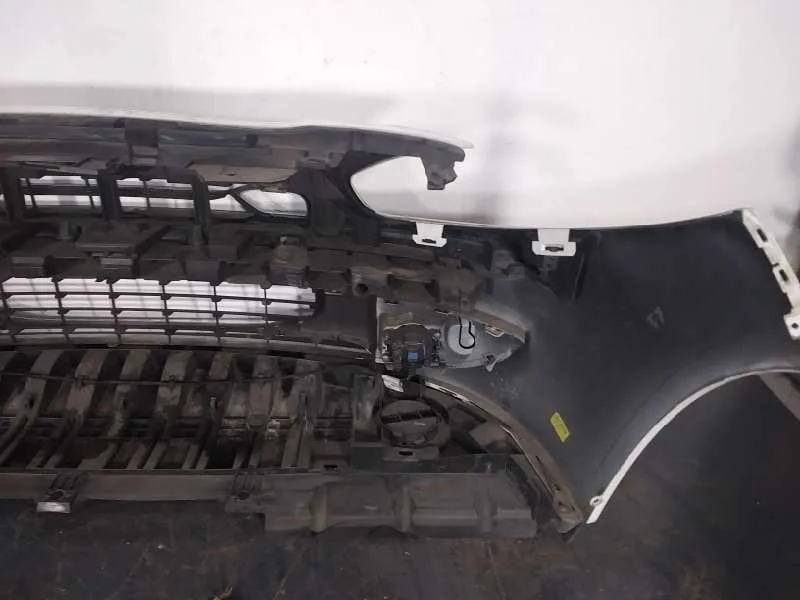 Paragolpes Delantero para Renault Fluence