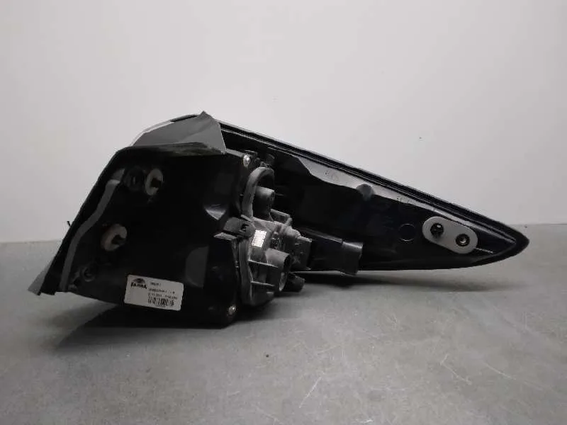 Piloto Trasero Izquierdo para Renault Fluence
