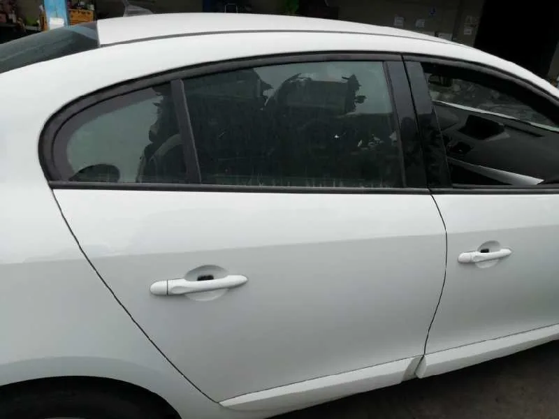 Puerta Trasera Derecha para Renault Fluence