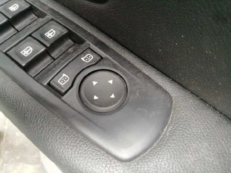 Retrovisor Derecho para Renault Fluence
