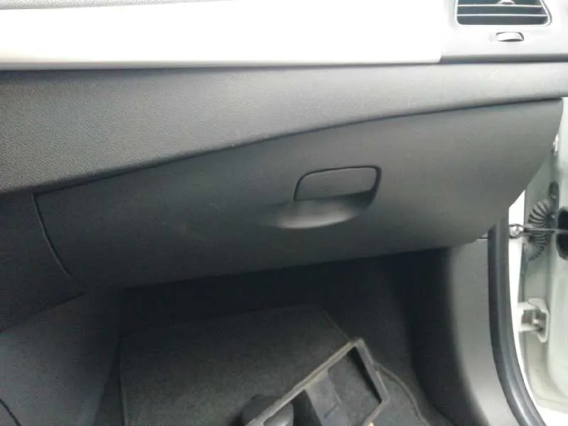 Guantera para Renault Fluence