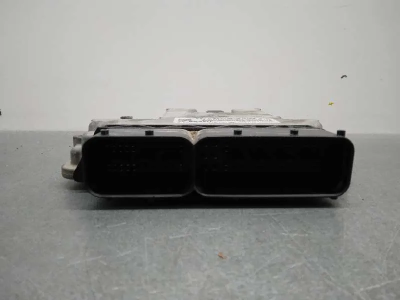Centralita Motor Uce para Seat Altea (5P1)