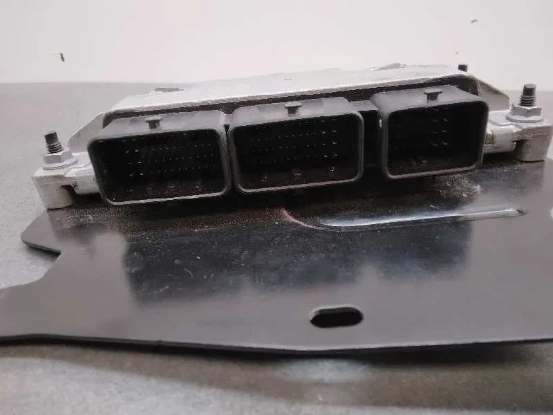 Centralita Motor Uce para Renault Fluence