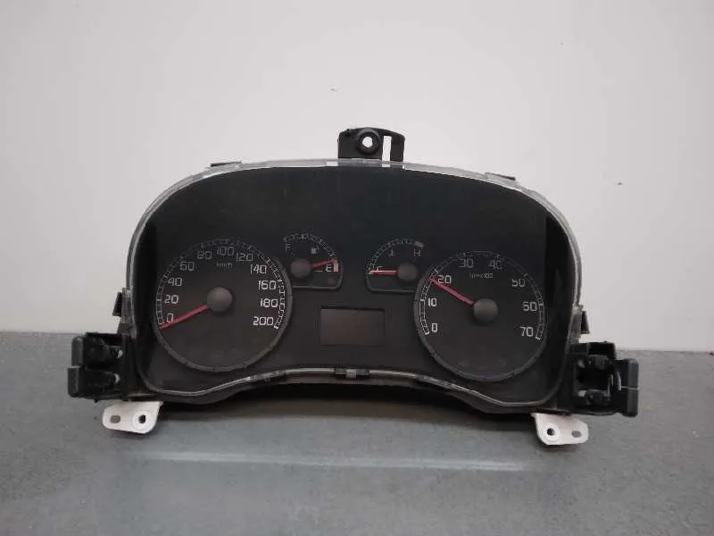 Cuadro Instrumentos para Fiat Punto Berlina (188)