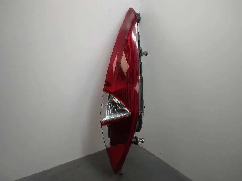 Piloto Trasero Derecho para Fiat Punto Berlina (188)