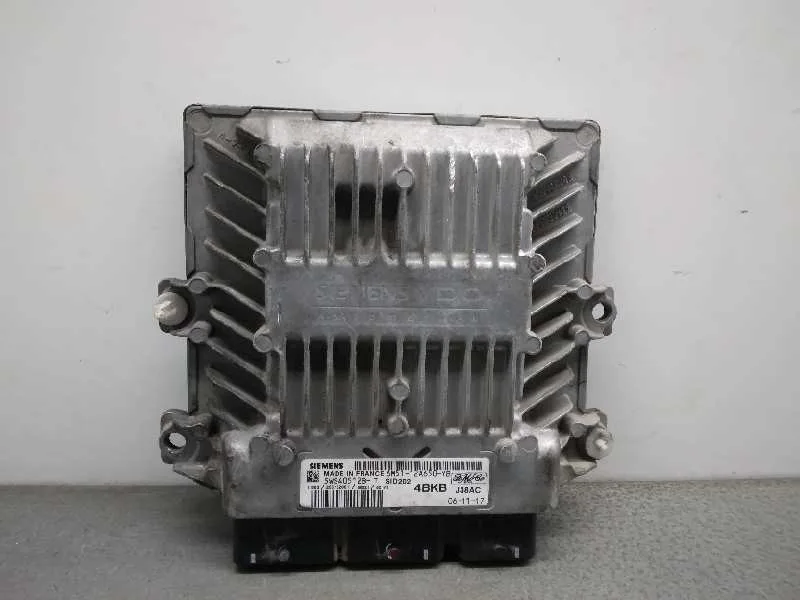 Centralita Motor Uce para Ford Focus Berlina (Cap)