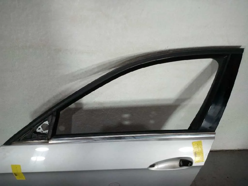 Puerta Delantera Izquierda para Mercedes-Benz Clase E (W212) Lim.