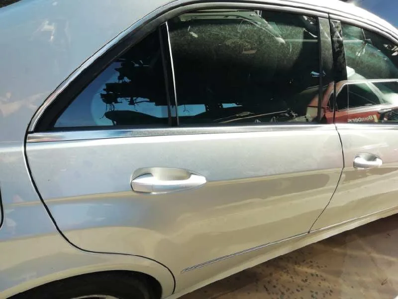 Puerta Trasera Derecha para Mercedes-Benz Clase E (W212) Lim.