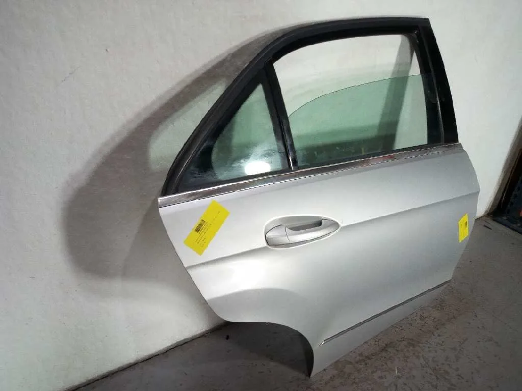 Puerta Trasera Derecha para Mercedes-Benz Clase E (W212) Lim.