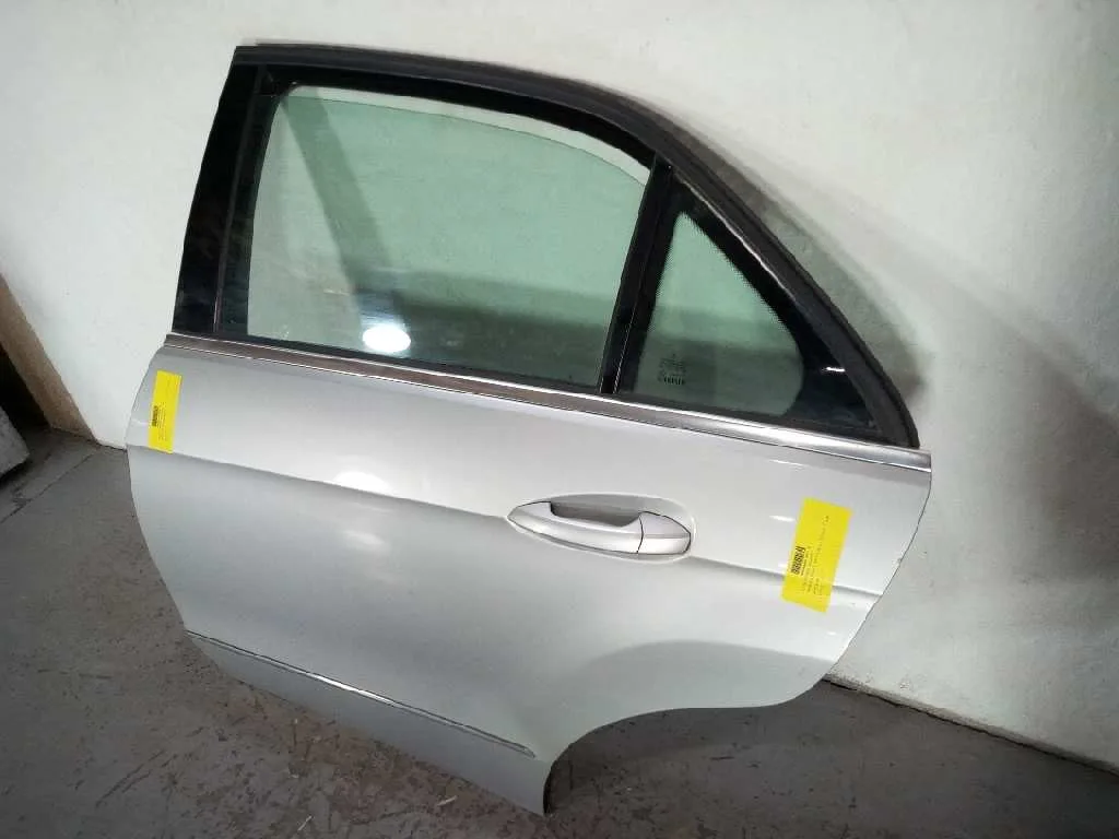Puerta Trasera Izquierda para Mercedes-Benz Clase E (W212) Lim.