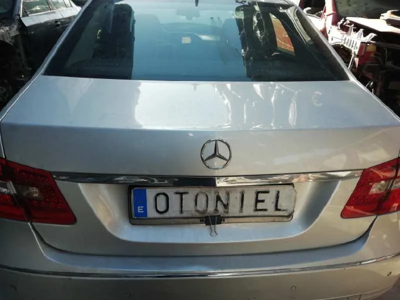 Tapa Maletero para Mercedes-Benz Clase E (W212) Lim.