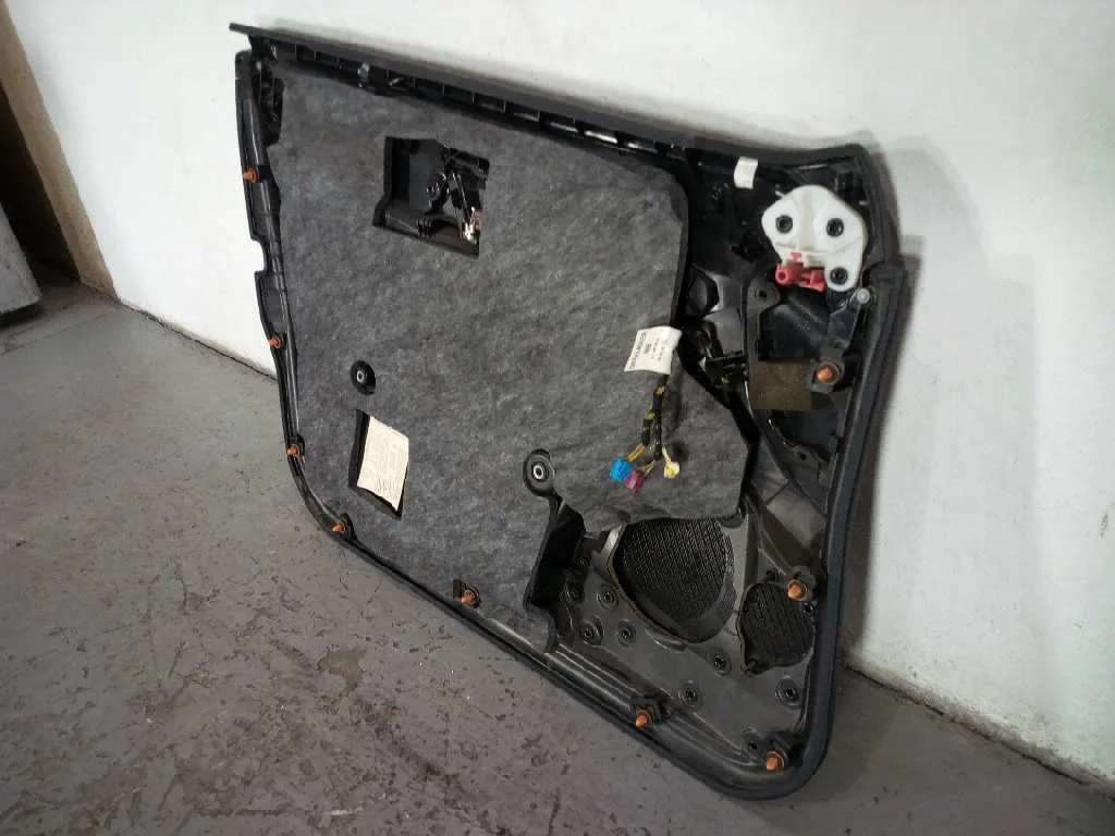 Guarnecido Puerta Delantera Derecha para Mercedes-Benz Clase E (W212) Lim.