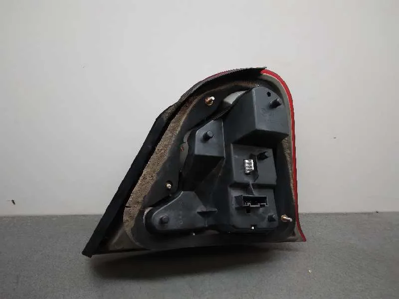Piloto Trasero Izquierdo para Mg Serie 75 (Rj)