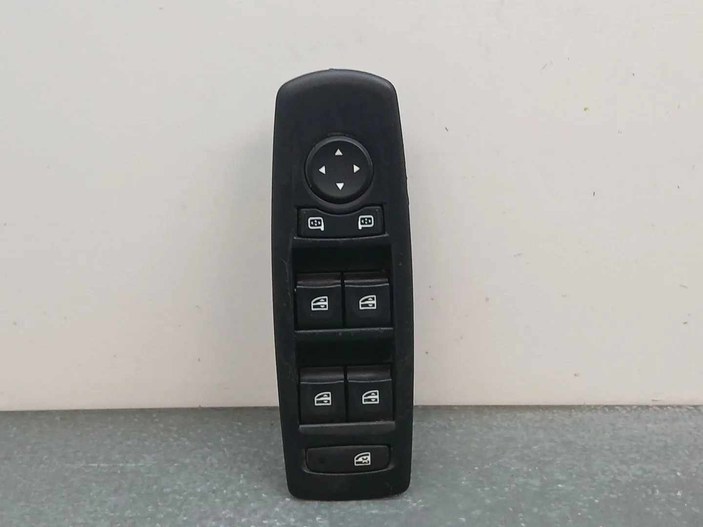 Mando Elevalunas Delantero Izquierdo para Renault Megane Iii Berlina 5 P