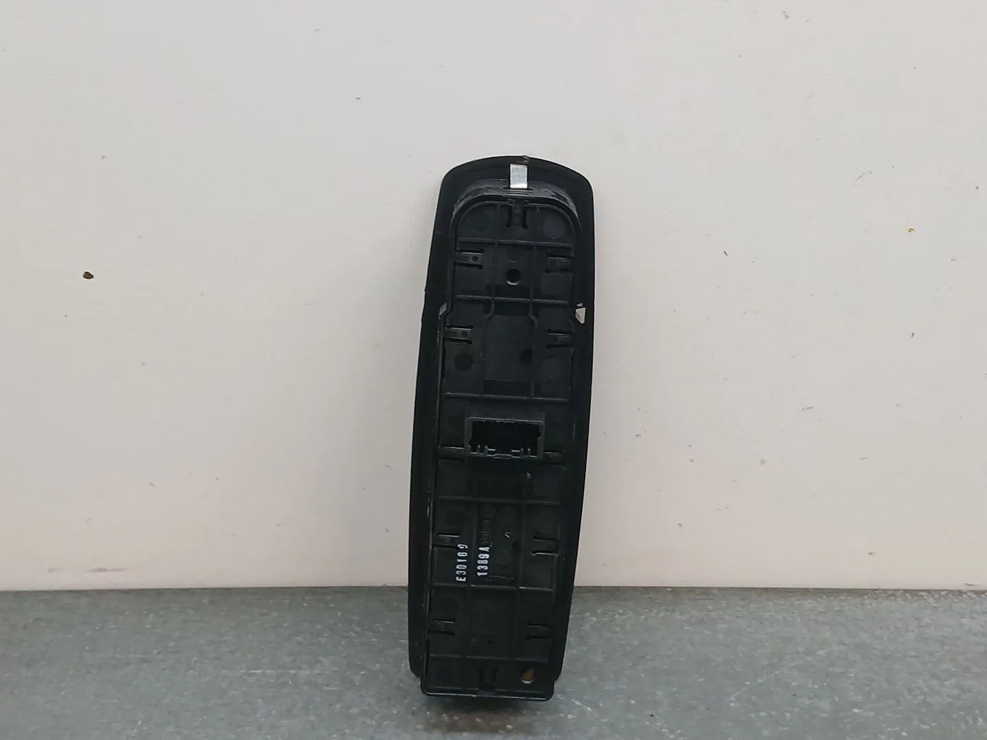 Mando Elevalunas Delantero Izquierdo para Renault Megane Iii Berlina 5 P