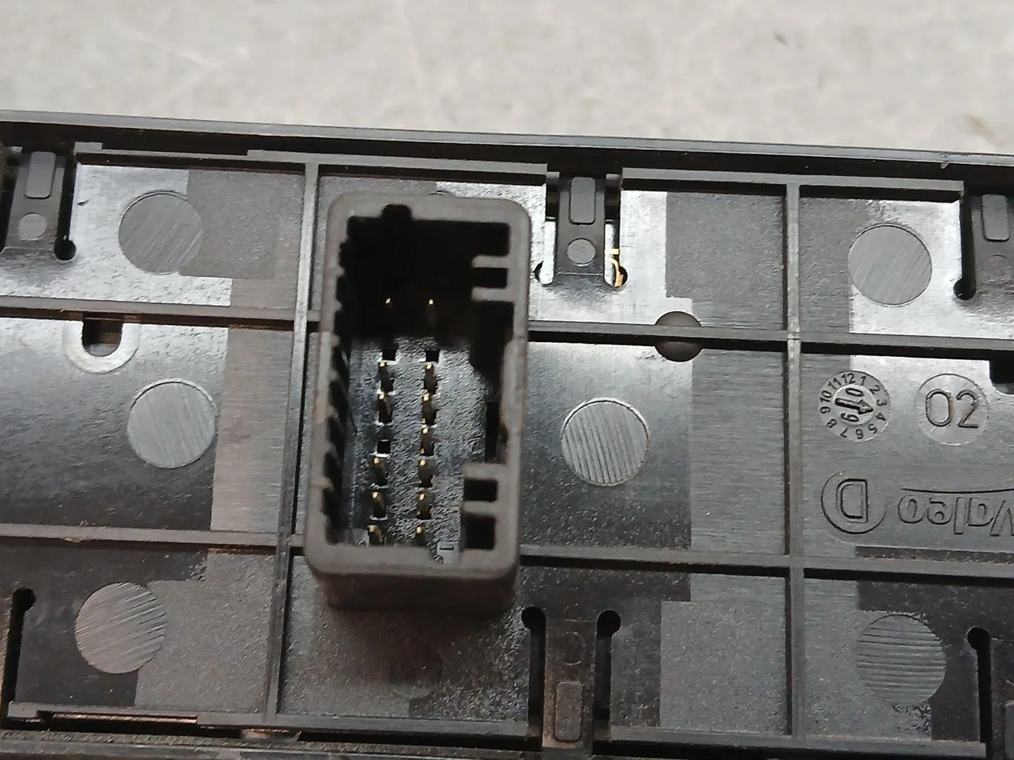 Mando Elevalunas Delantero Izquierdo para Renault Megane Iii Berlina 5 P