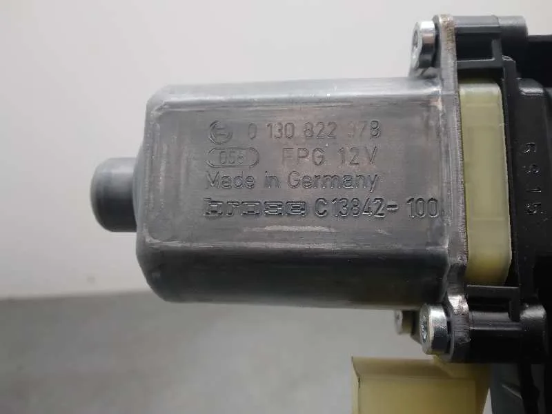 Motor Elevalunas Delantero Derecho para Volkswagen Golf Vii Variant (Bv5)