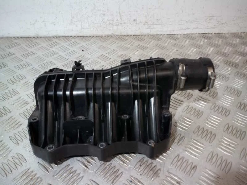 Colector Admision para Ford Focus Lim. (Cb8)