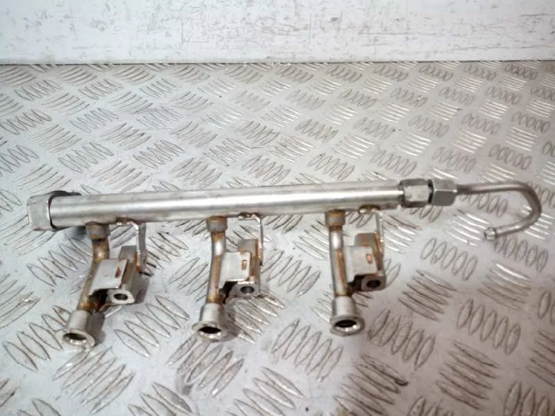 Rampa Inyectora para Ford Focus Lim. (Cb8)