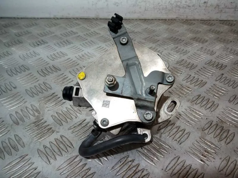 Depresor Freno / Bomba Vacio para Ford Focus Lim. (Cb8)