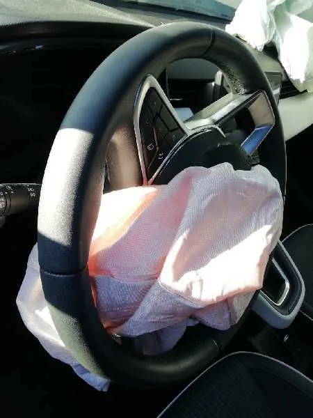 Volante para Renault Clio V