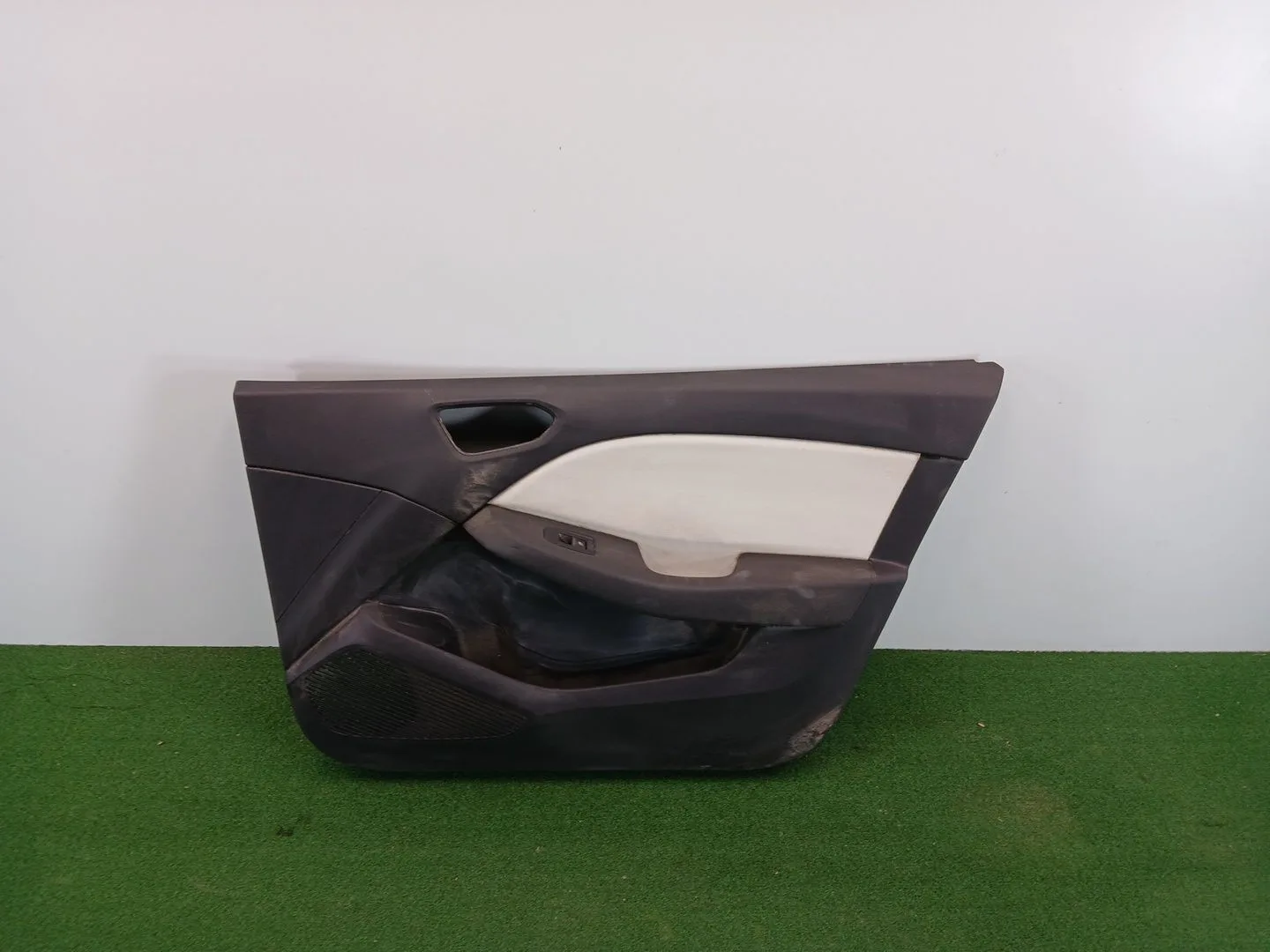 Guarnecido Puerta Delantera Derecha para Renault Clio V