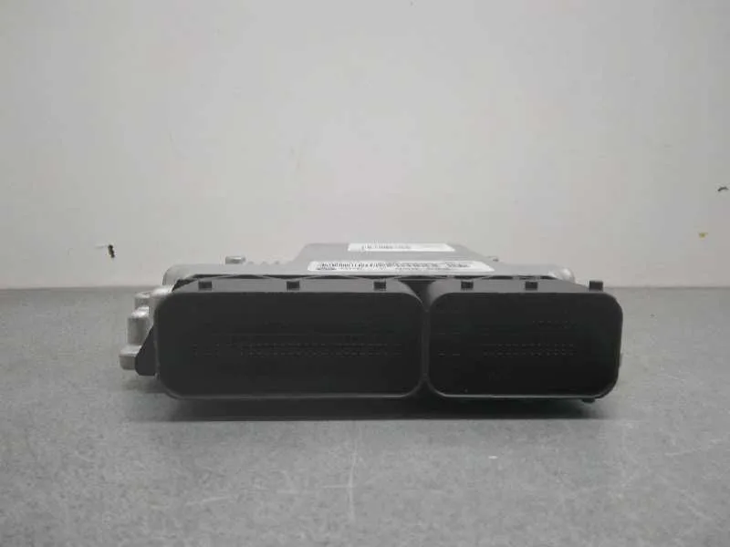 Centralita Motor Uce para Bmw Serie 1 Coupe (E82)