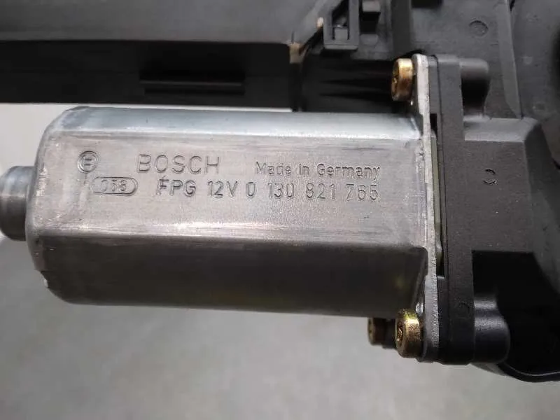Motor Elevalunas Trasero Izquierdo para Volkswagen Touareg (7La)