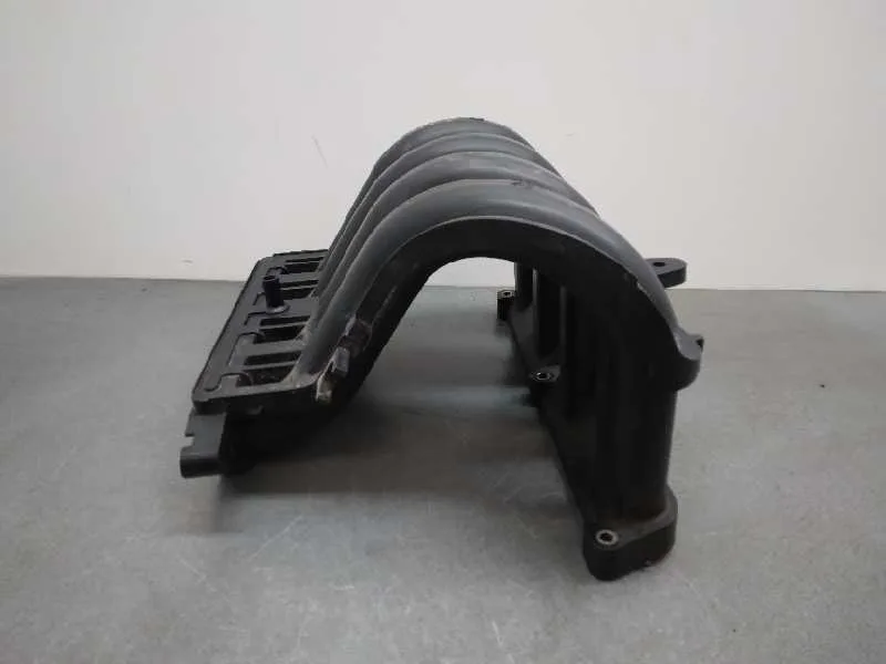 Colector Admision para Nissan Micra (K12E)