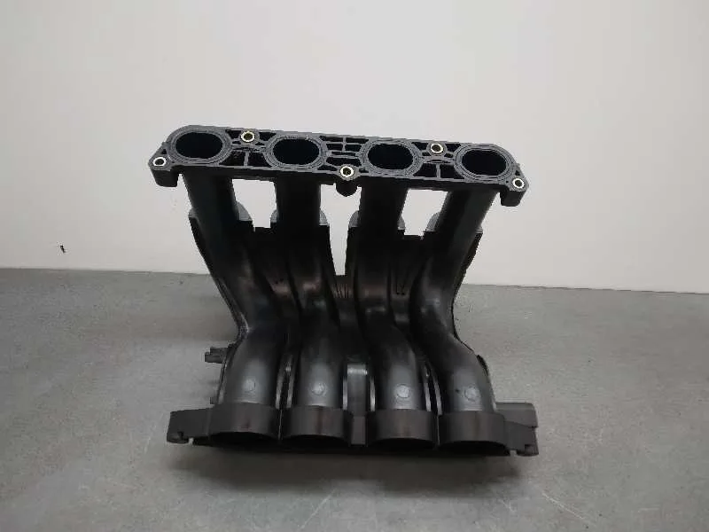 Colector Admision para Nissan Micra (K12E)