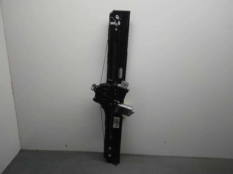 Elevalunas Delantero Izquierdo para Fiat 500 L (330)