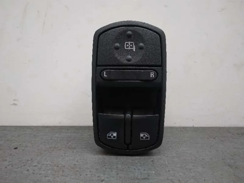 Mando Elevalunas Delantero Izquierdo para Opel Corsa E