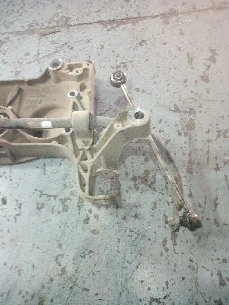 Puente Delantero para Volkswagen Passat Berlina (3C2)