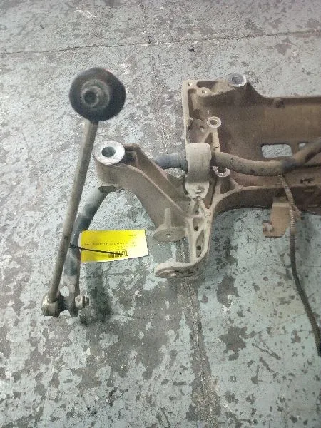 Puente Delantero para Volkswagen Passat Berlina (3C2)
