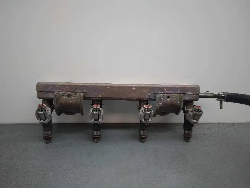 Rampa Inyectora para Nissan Micra (K12E)