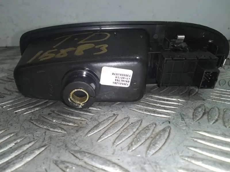 Mando Elevalunas Trasero Derecho para Fiat 500 L (330)