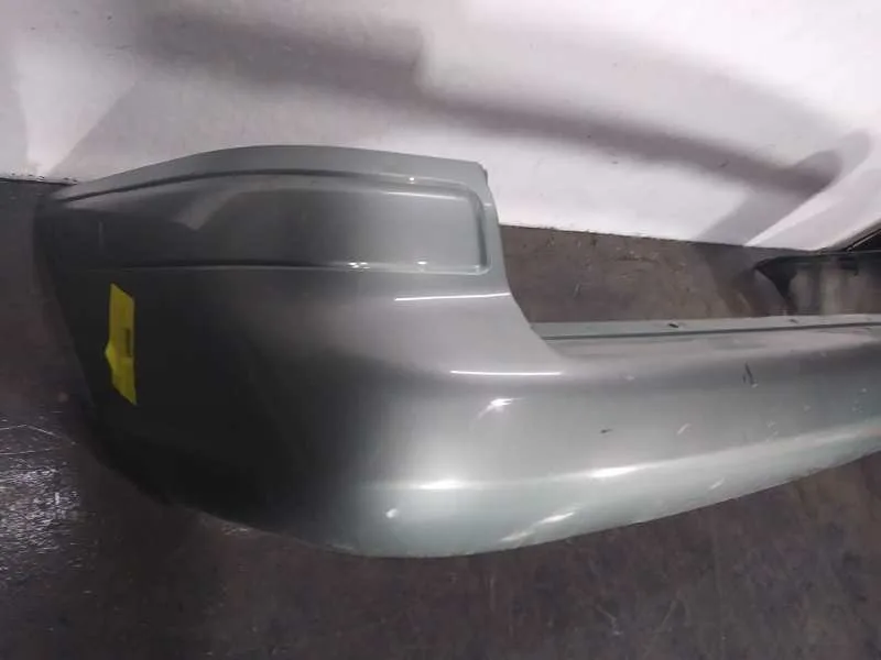 Paragolpes Trasero para Hyundai Trajet (Fo)