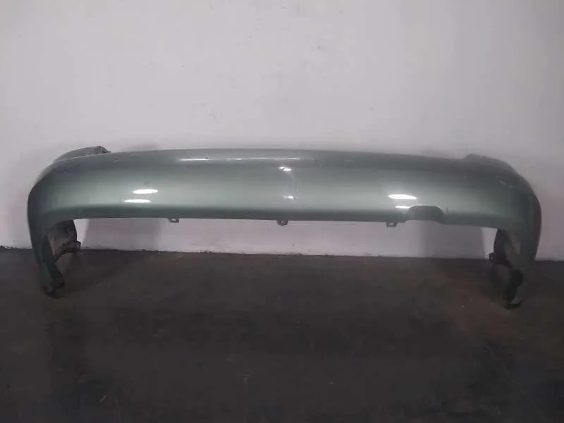 Paragolpes Trasero para Hyundai Trajet (Fo)