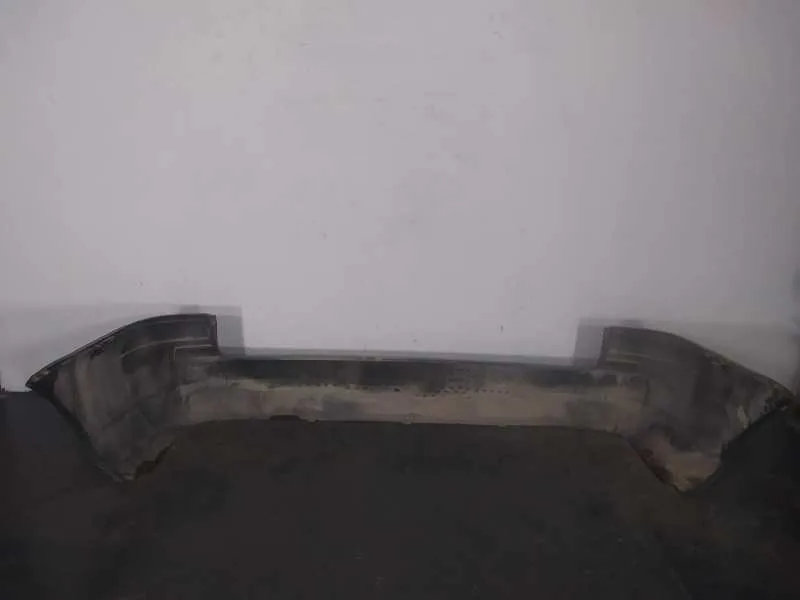Paragolpes Trasero para Hyundai Trajet (Fo)