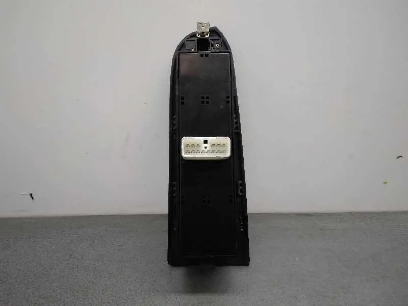Mando Elevalunas Delantero Izquierdo para Hyundai Trajet (Fo)