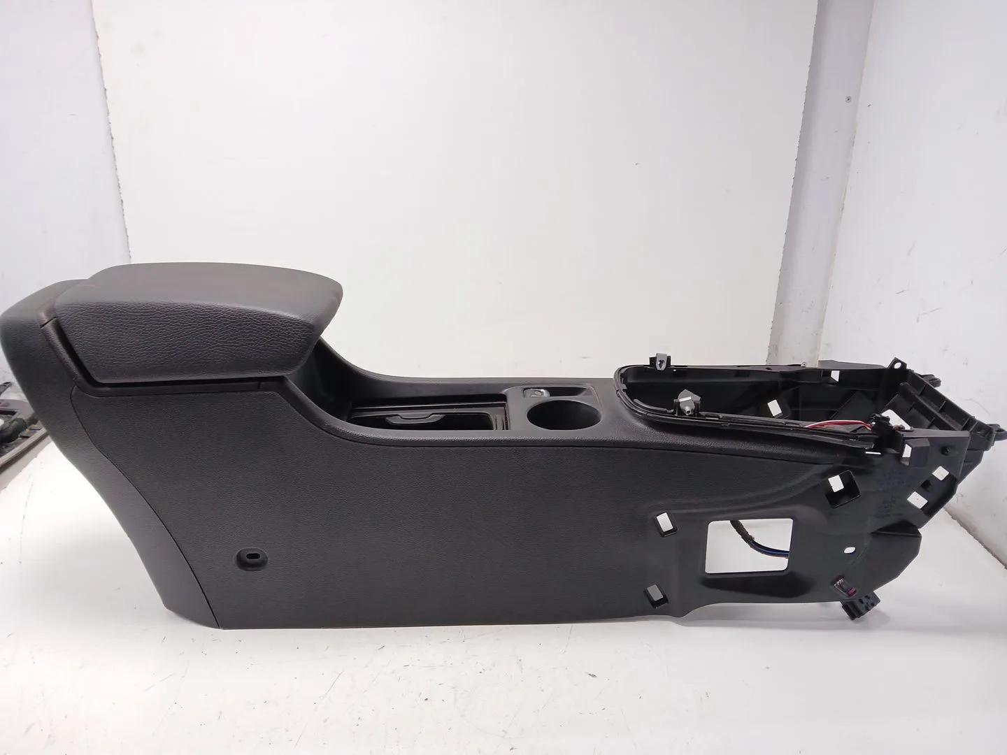 Apoyabrazos Central para Opel Astra J Lim.