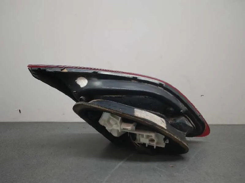 Piloto Trasero Derecho Interior para Opel Astra J Lim.